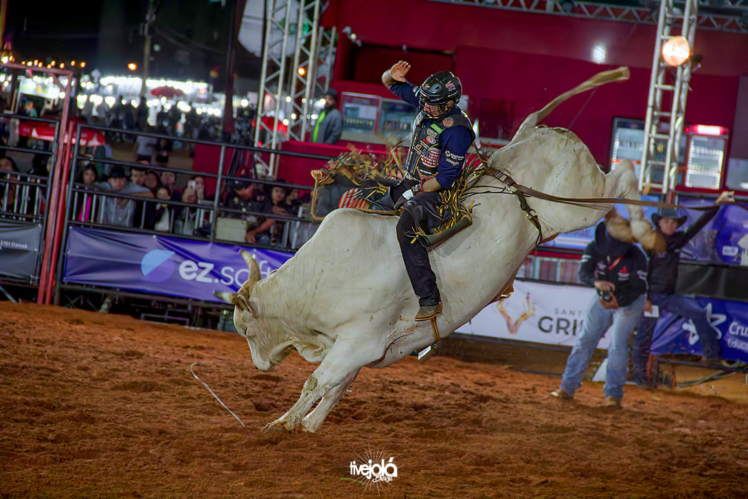 03-09-2025 Camaru 2025 Rodeio etapa mundial PBR show com George Henrique e Rodrigo